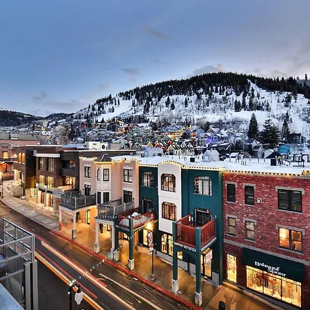 Contemporary Custom Condo Paired With The Best Location In The Center Of Main Street. Walk To Ski.